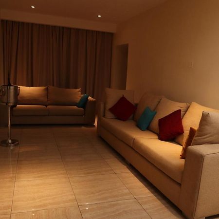 Monty Suites Calabar Exteriör bild